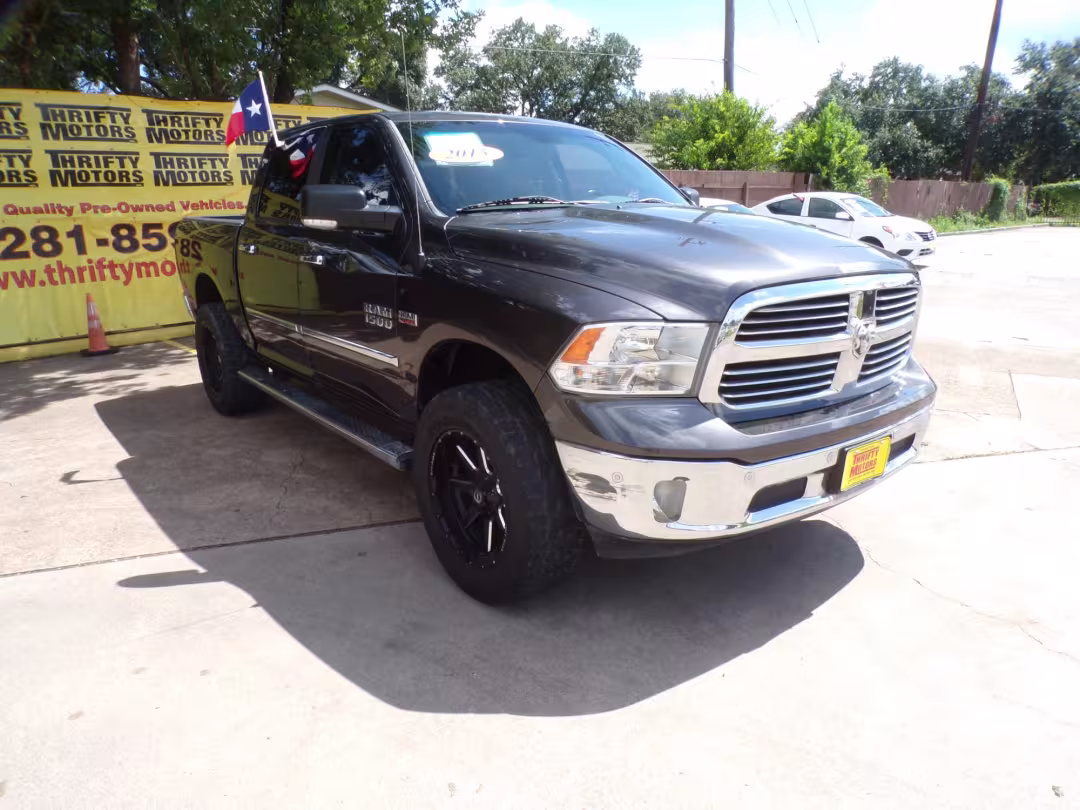 2015 Ram 1500 - 1C6RR6LT2FS692739 - Image #2