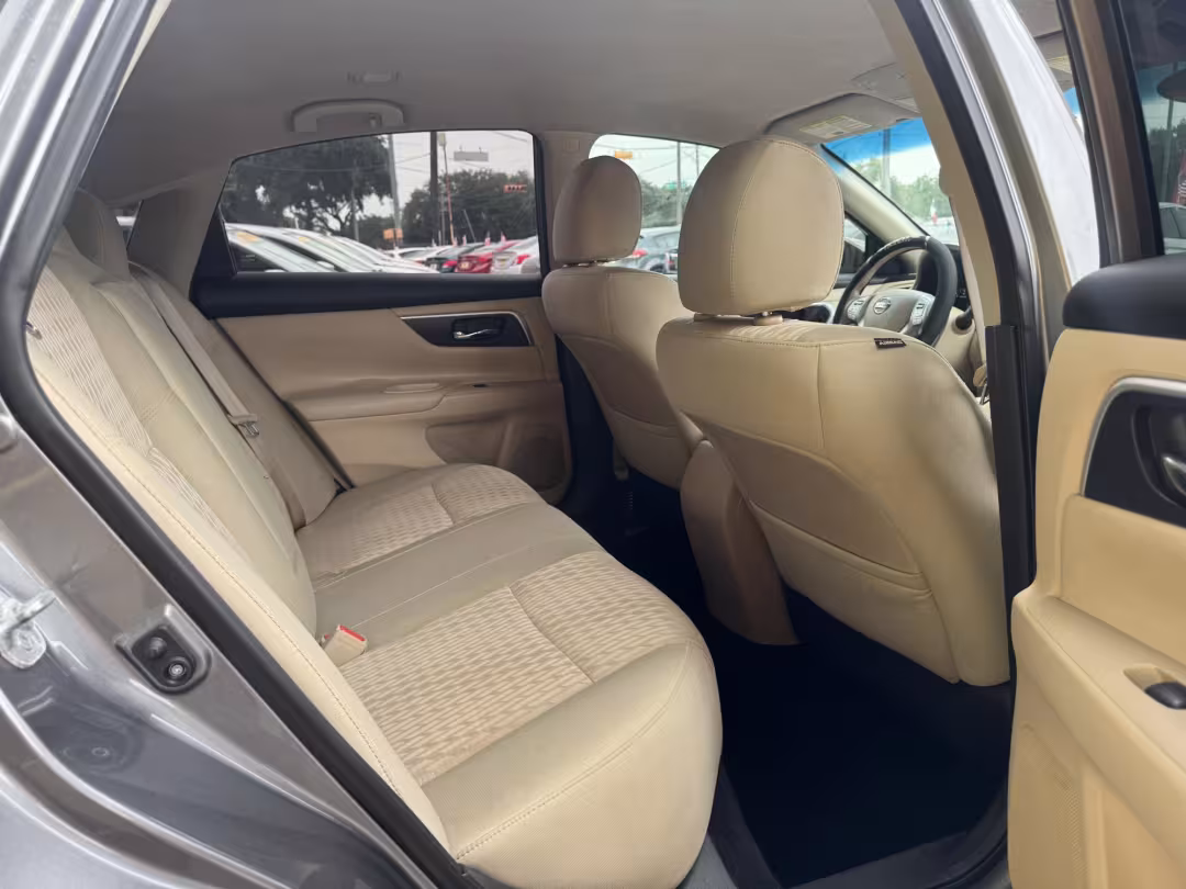 2016 Nissan Altima - 1N4AL3APXGC121450 - Image #16