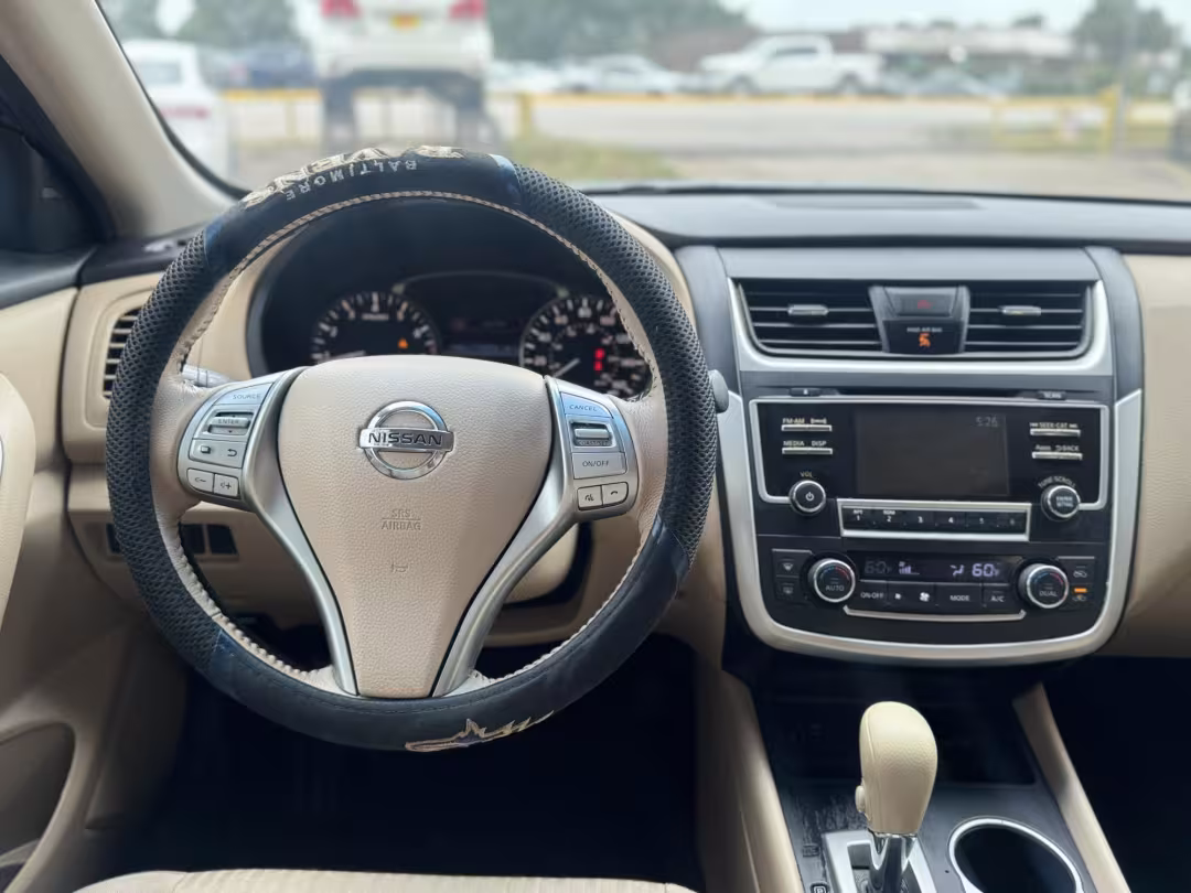 2016 Nissan Altima - 1N4AL3APXGC121450 - Image #18