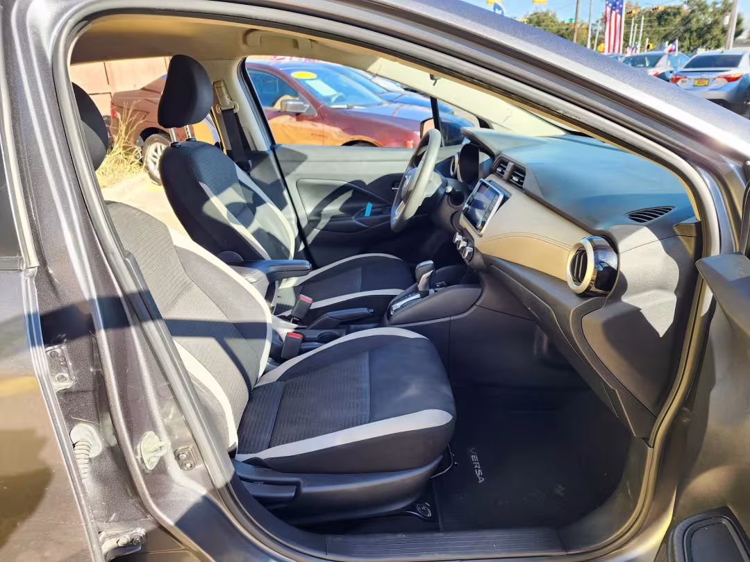 2020 Nissan Versa - 3N1CN8EVXLL835499 - Image #6