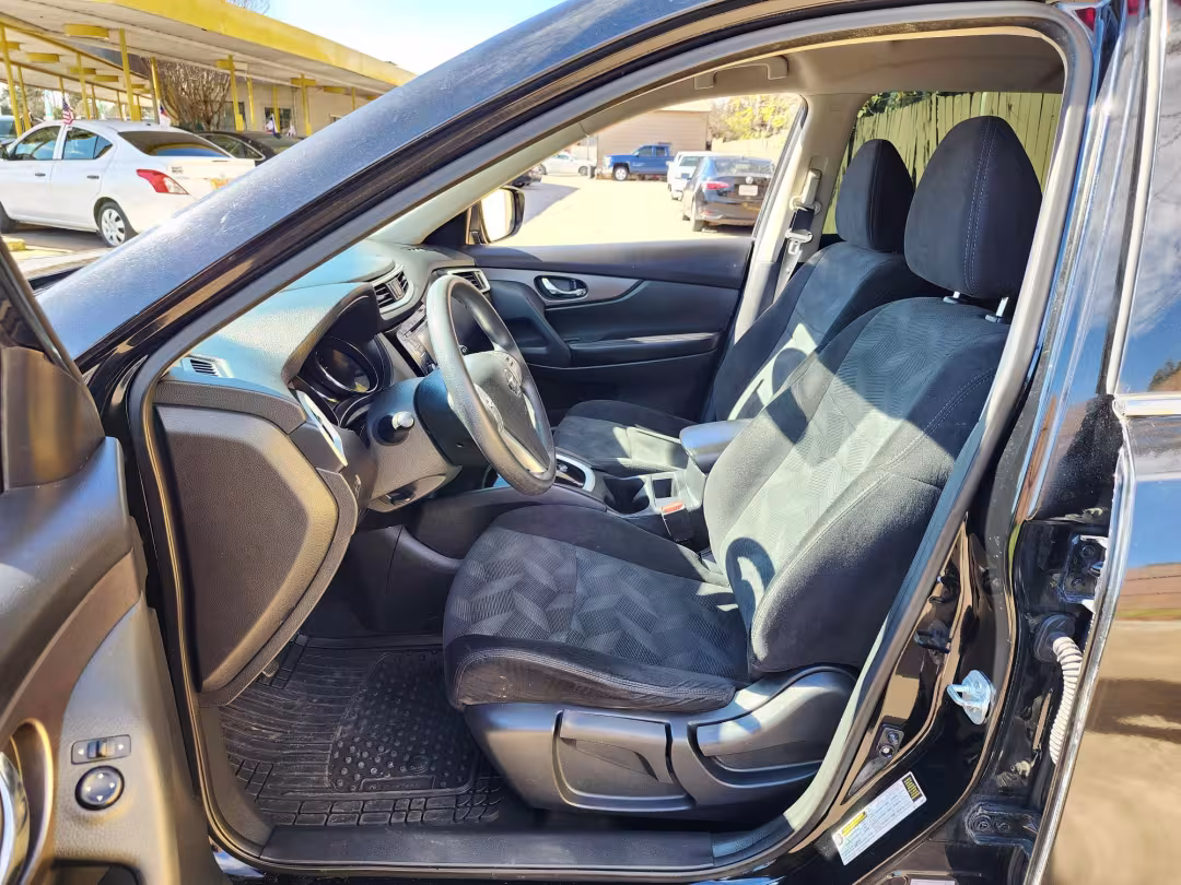 2016 Nissan Rogue - 5N1AT2MT1GC846802 - Image #10