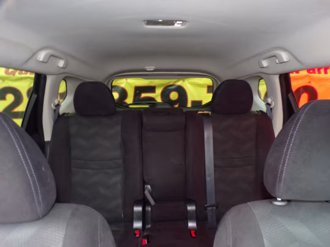 2016 Nissan Rogue - 5N1AT2MT1GC846802 - Image #9