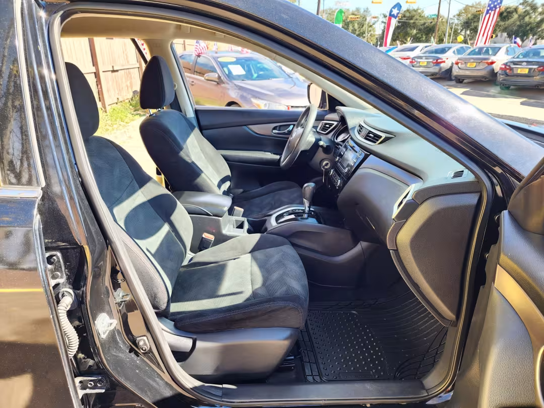 2016 Nissan Rogue - 5N1AT2MT1GC846802 - Image #12