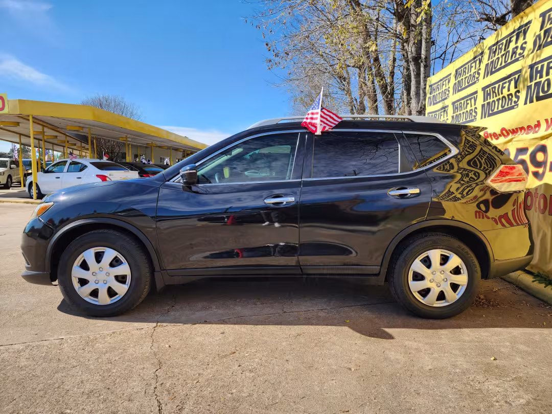 2016 Nissan Rogue - 5N1AT2MT1GC846802 - Image #4